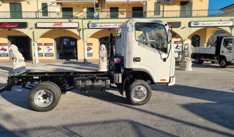 
								DURSO HFC 1035 4×4 full									